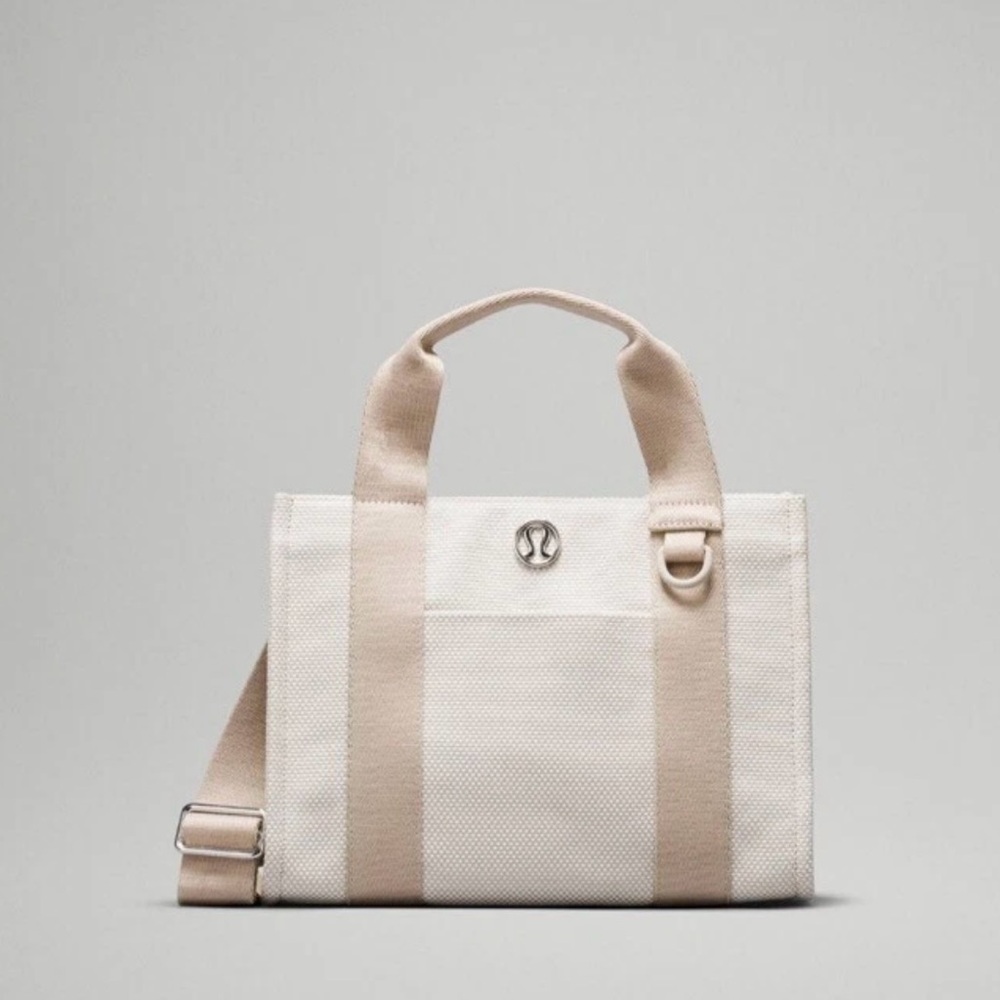 lululemon athletica Women's two tone canvas Bag - Cream & Beige NWT - Picture 1 of 8